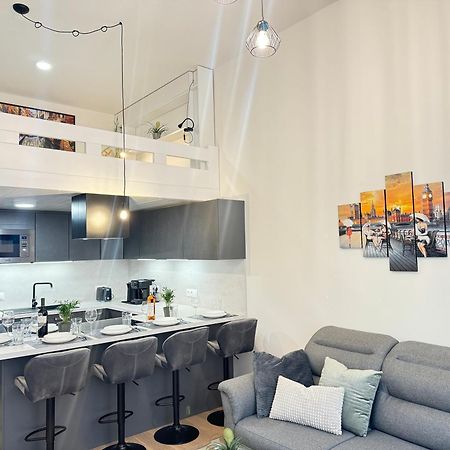 Free Parking - Cozy Apartment Near Vysehrad Railway Bridge Prague Extérieur photo