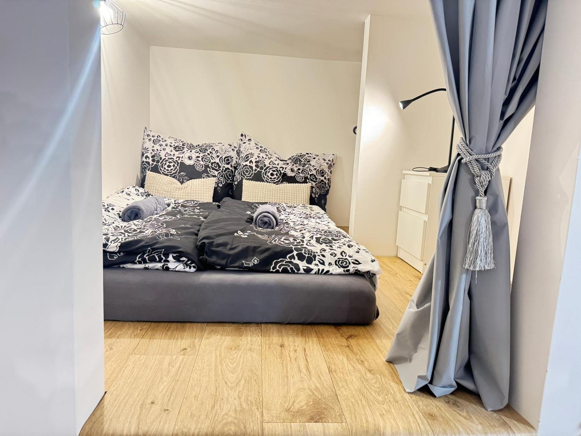 Free Parking - Cozy Apartment Near Vysehrad Railway Bridge Prague Extérieur photo